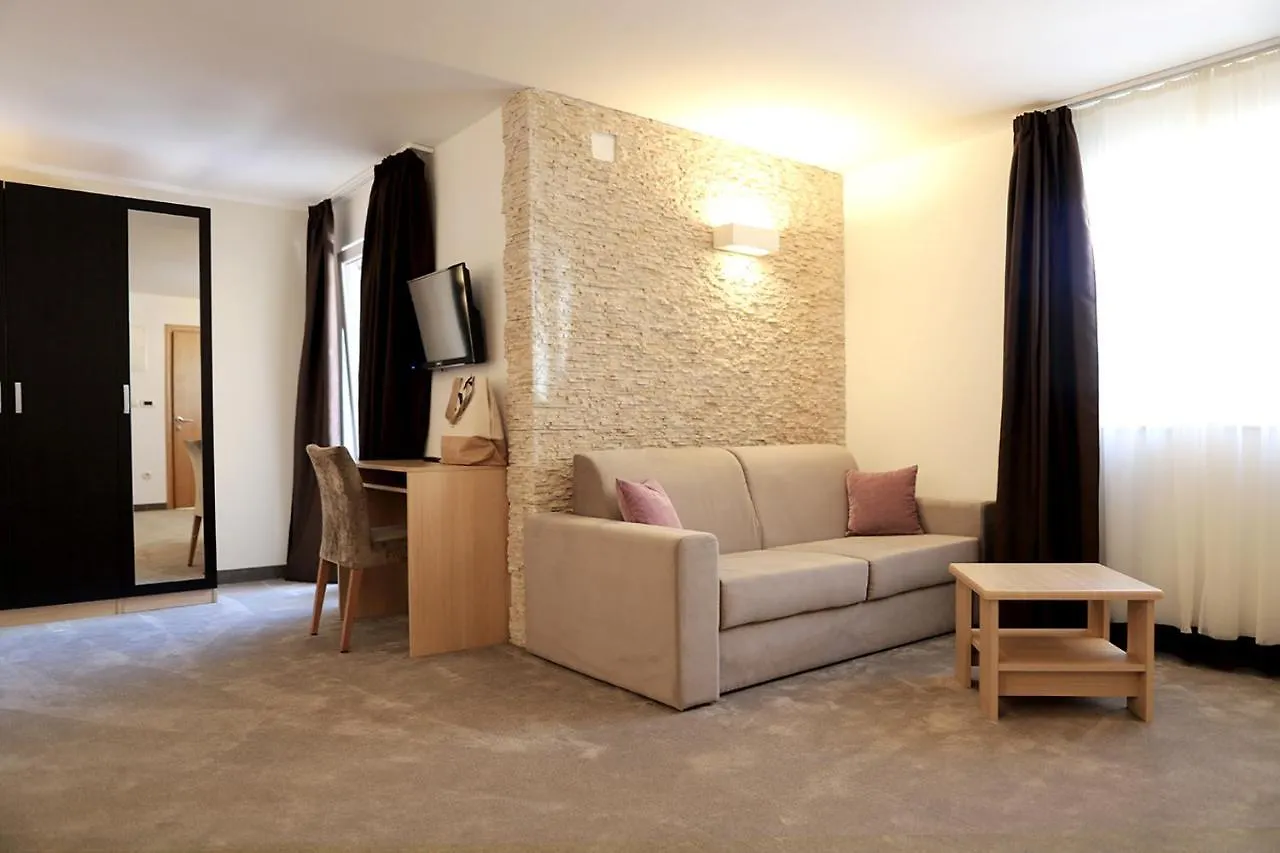 Hotel Villa Margaret 马林斯卡